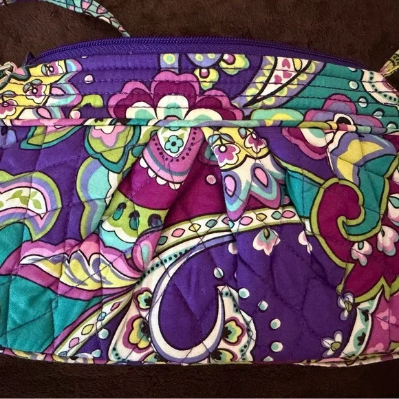 Vera Bradley Frannie Crossbody Bundle w/ 30 BeautyBio The Radiance Eraser Sets - Picture 5 of 8